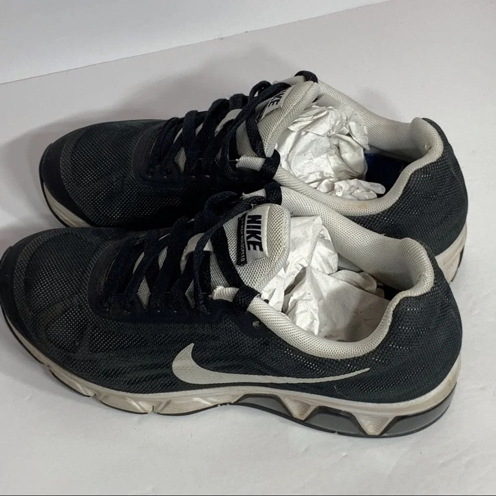EUC Nike Air Max Boldspeed Tennis Shoe Sneakers Running Shoe‎